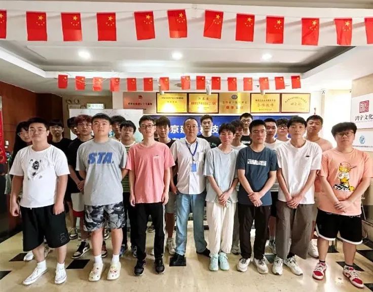 近期結班留影 | 百尺竿頭，更進一步，加